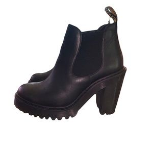 Dr Marten Women’s Hurston Fashion Boot
